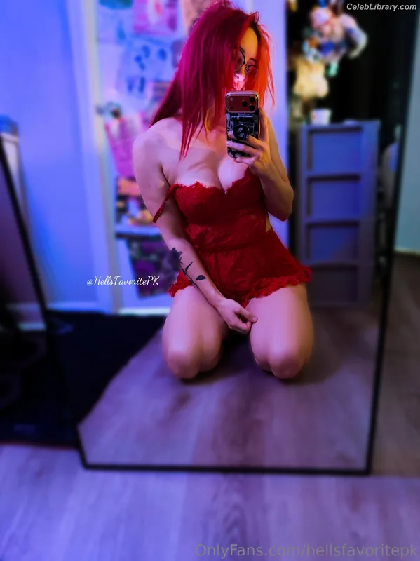 Gigi Dolin photo 6 of 1701