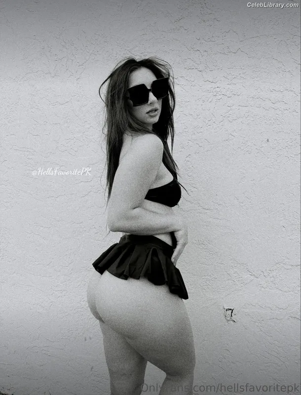 Gigi Dolin photo 21 of 1701