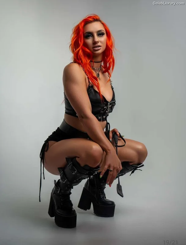 Gigi Dolin photo 7 of 1701