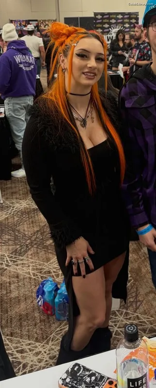 Gigi Dolin photo 15 of 1701