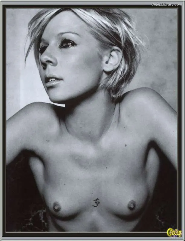 Gigi Edgley photo 3 of 46