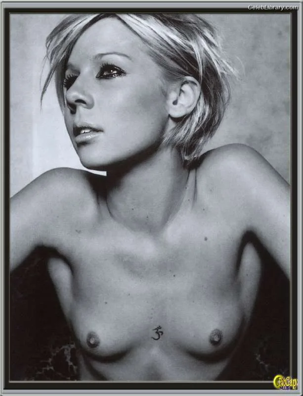 Gigi Edgley photo 3 of 47
