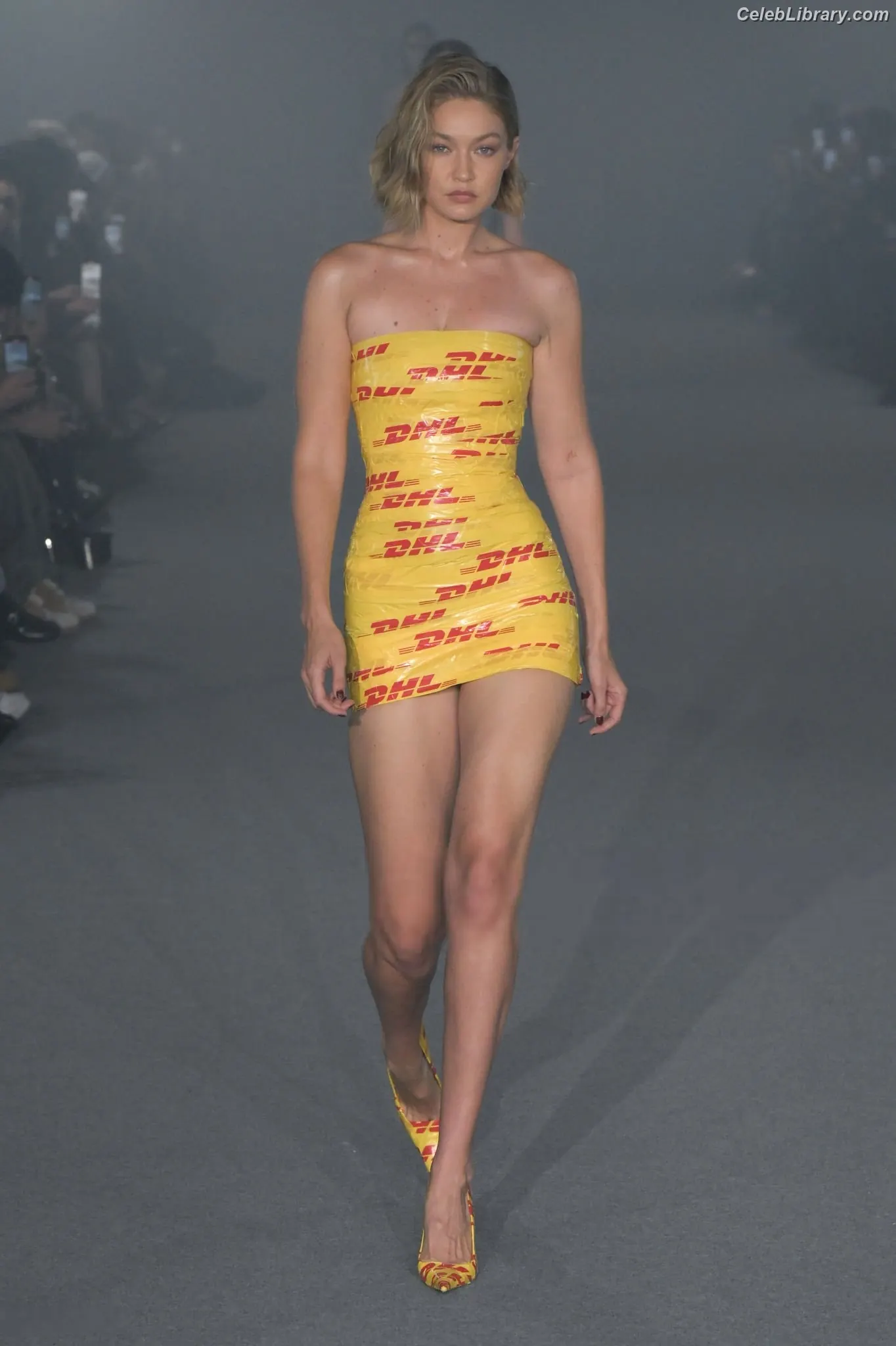 Gigi Hadid photo 19 of 762