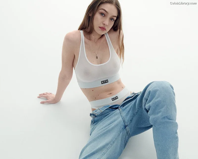 Gigi Hadid photo 19 of 763