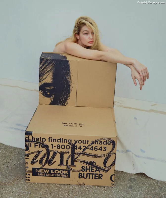 Gigi Hadid photo 23 of 763