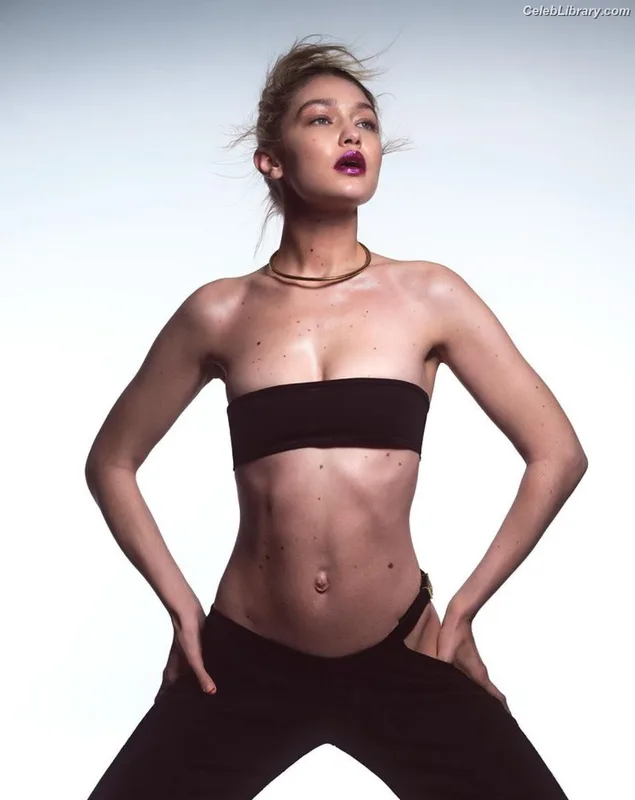 Gigi Hadid photo 22 of 763