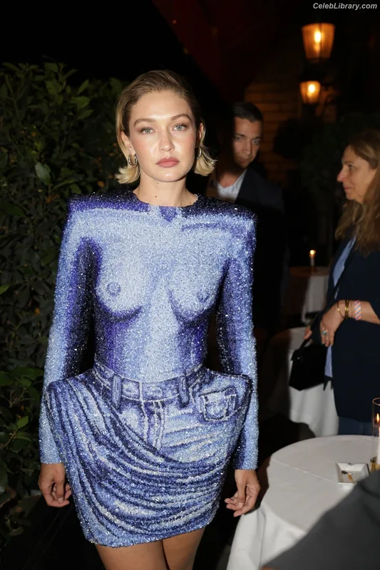 Gigi Hadid photo 23 of 763