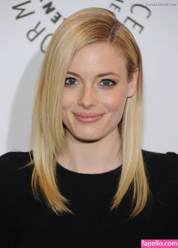 Gillian Jacobs photo 22 of 786