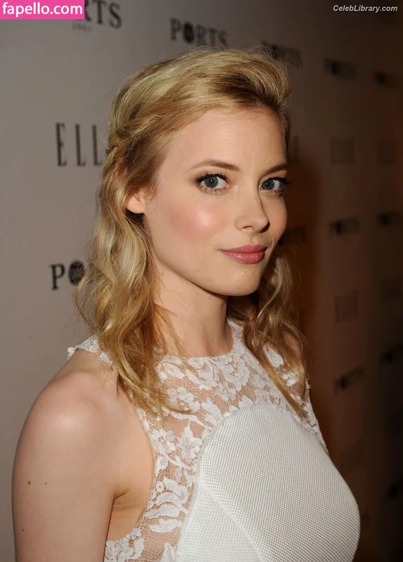 Gillian Jacobs photo 3 of 786