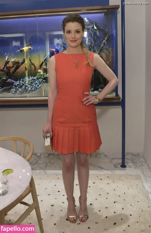 Gillian Jacobs photo 10 of 786