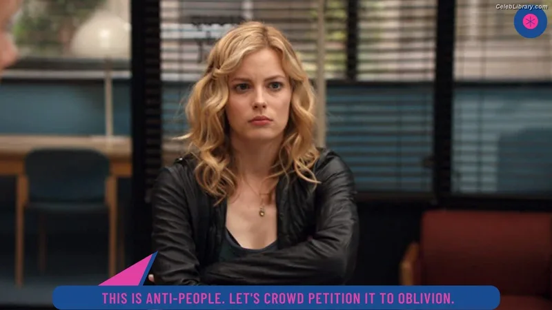 Gillian Jacobs photo 10 of 786
