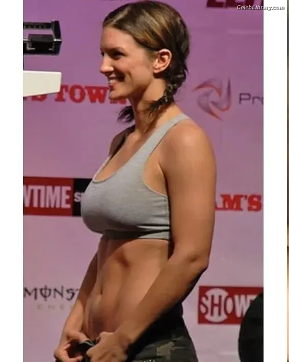 Gina Carano photo 7 of 230