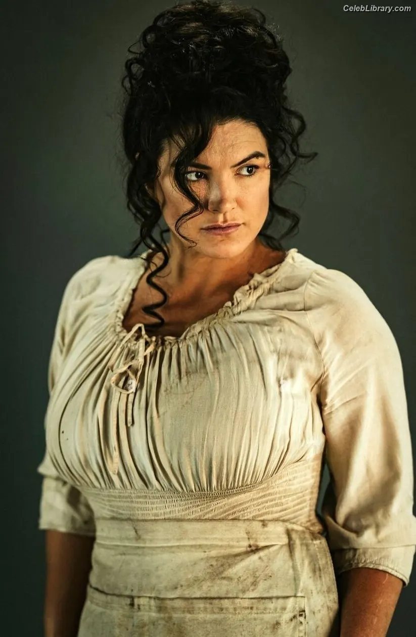 Gina Carano photo 13 of 230