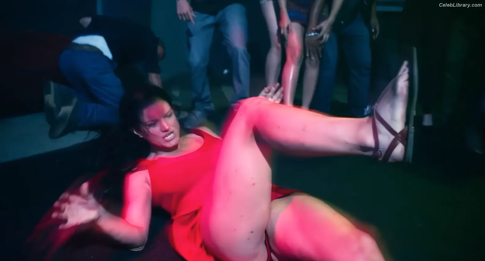 Gina Carano photo 4 of 230