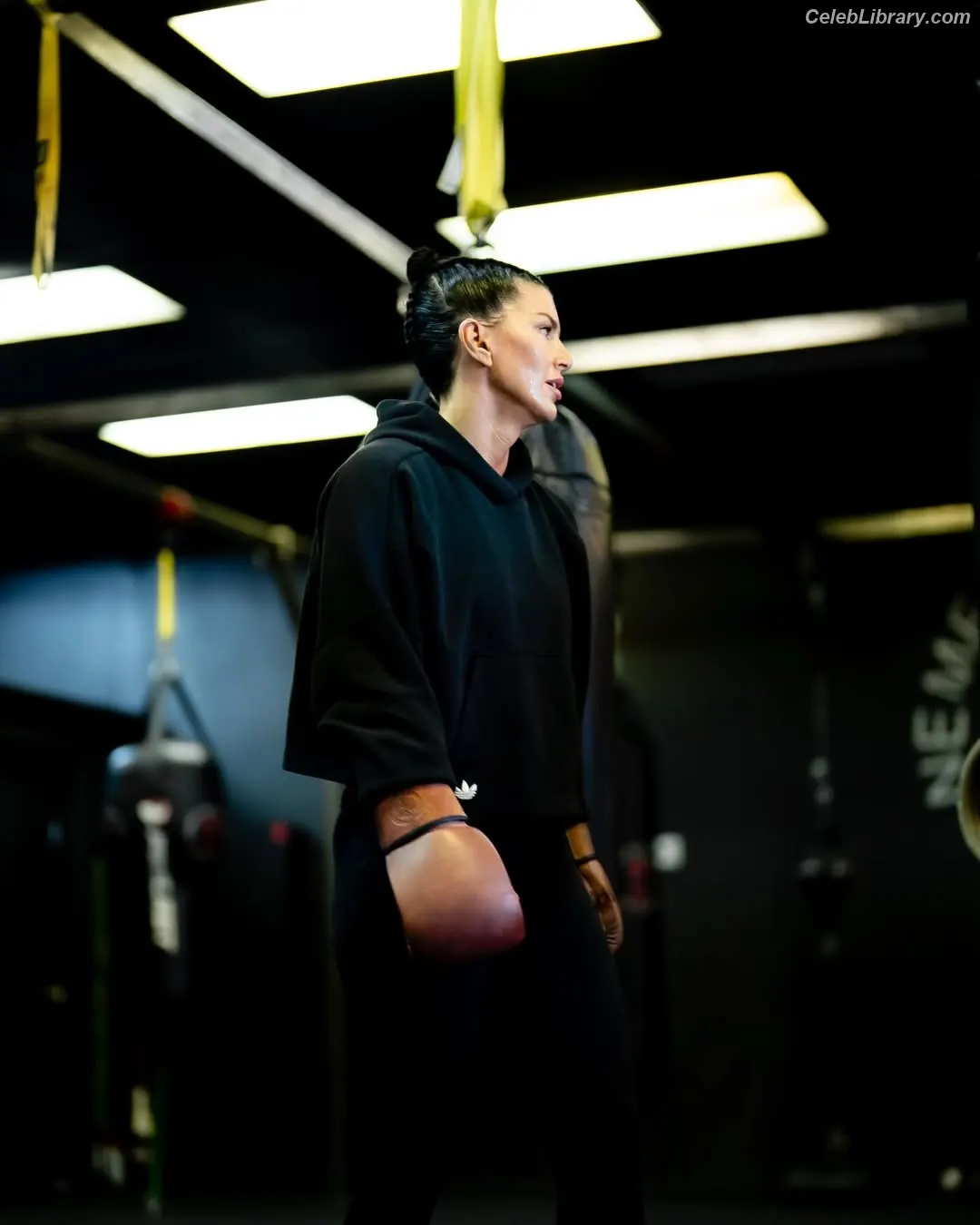 Gina Carano photo 17 of 230