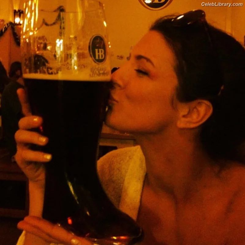 Gina Carano photo 10 of 231