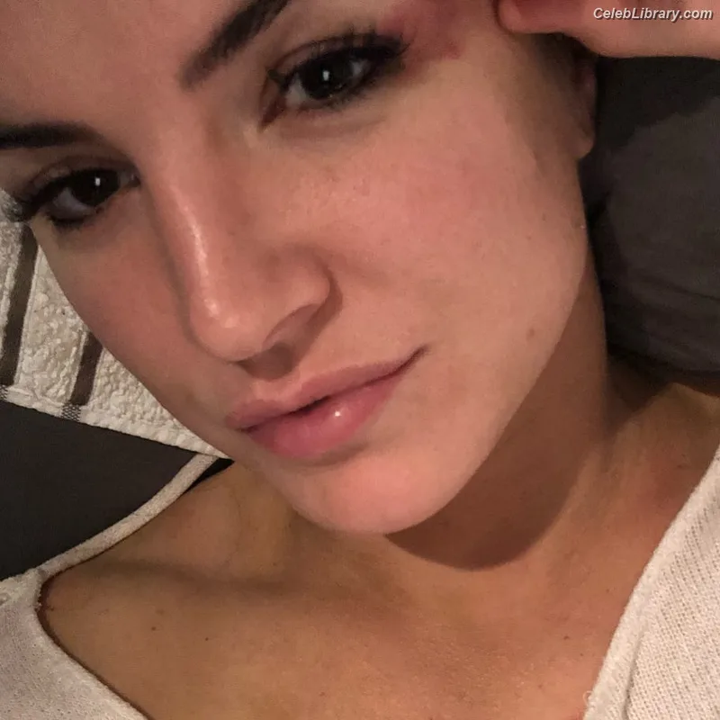 Gina Carano photo 21 of 231