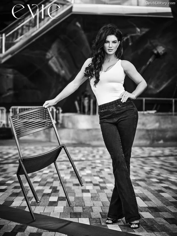 Gina Carano photo 8 of 231