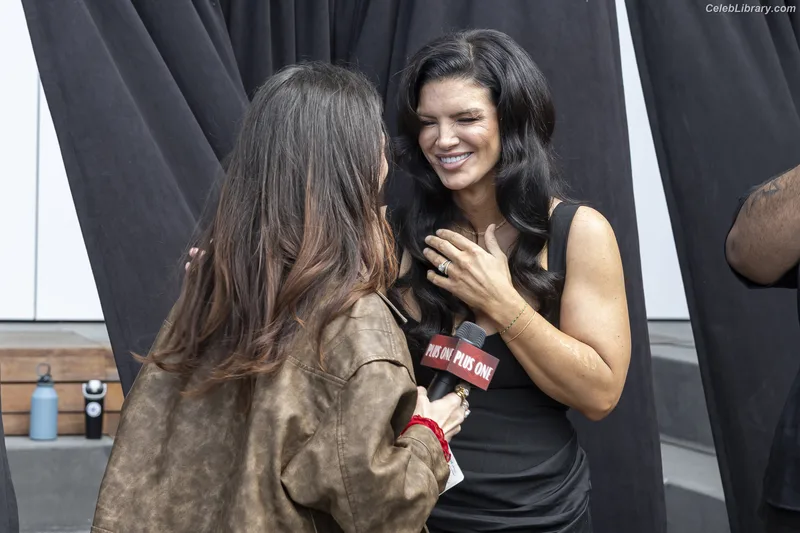 Gina Carano photo 7 of 231