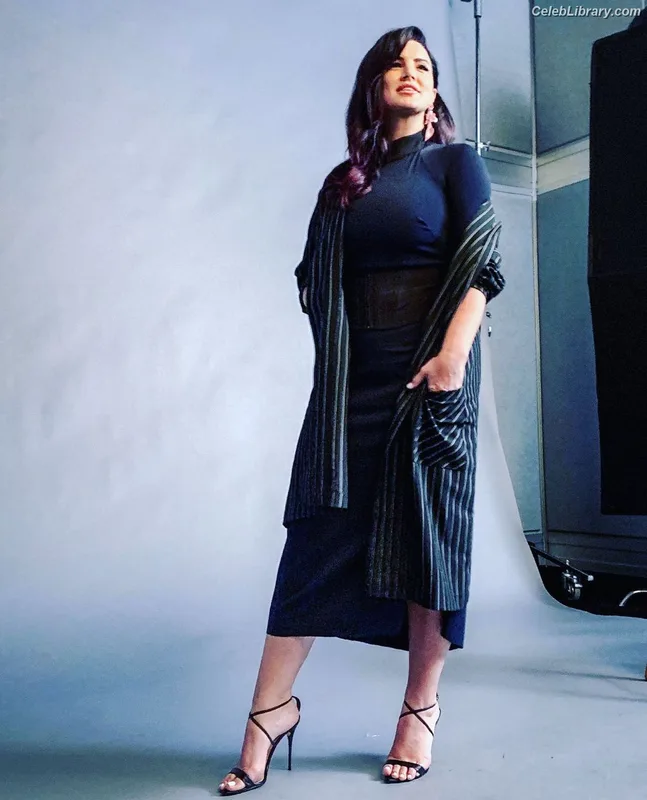 Gina Carano photo 21 of 231