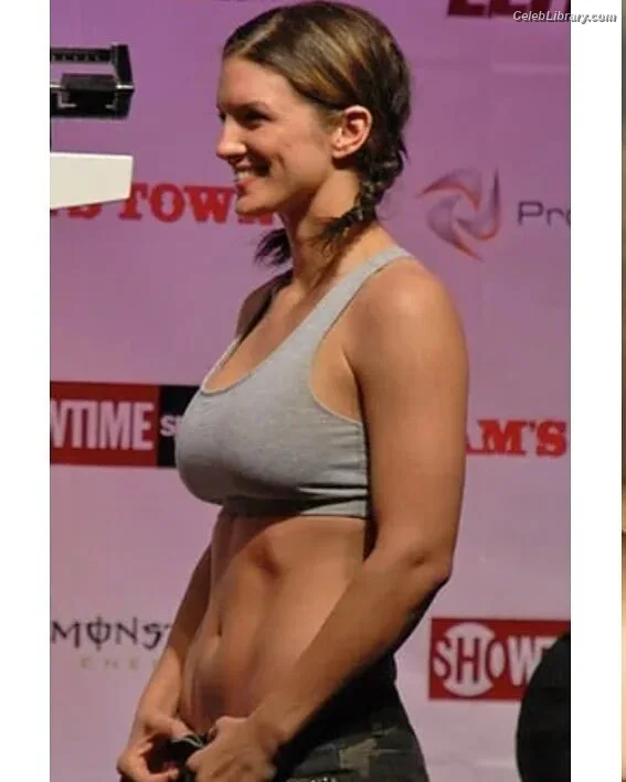 Gina Carano photo 7 of 231