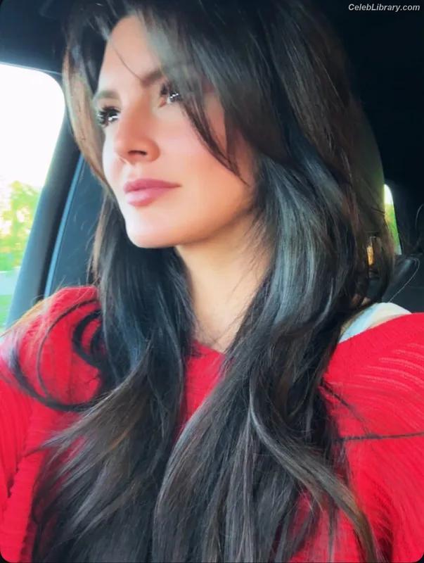 Gina Carano photo 15 of 231