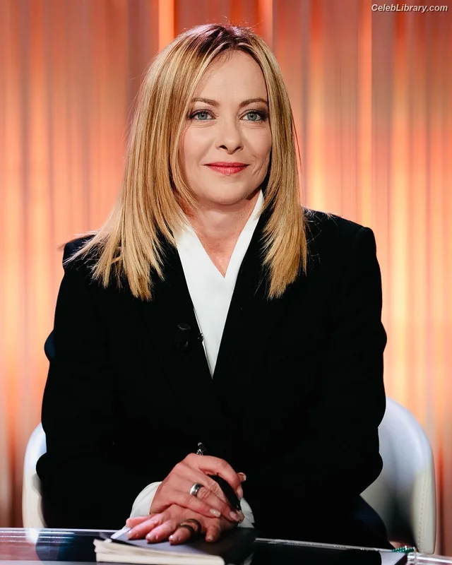 Giorgia Meloni photo 20 of 63