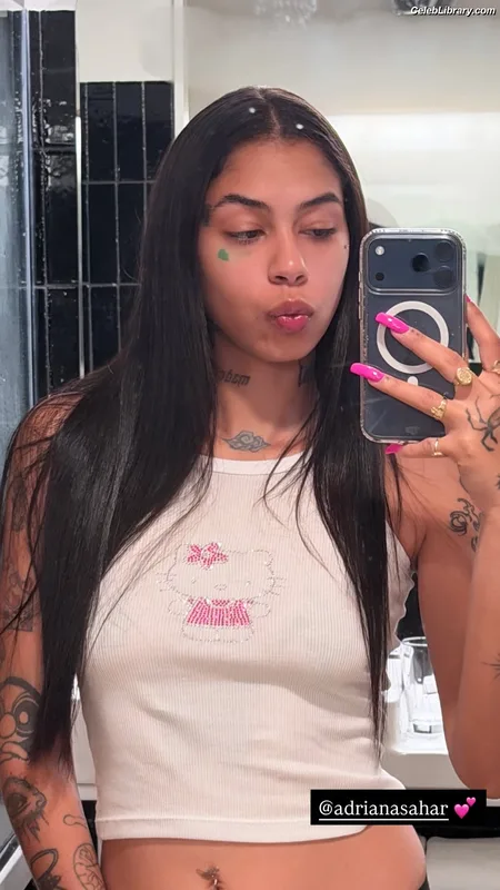 Giovanna Ramos photo 6 of 129