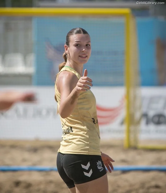Gisella Bonomi photo 1 of 86