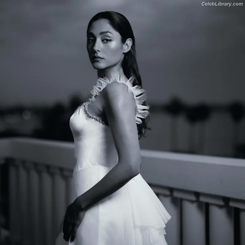 Golshifteh Farahani photo 20 of 38