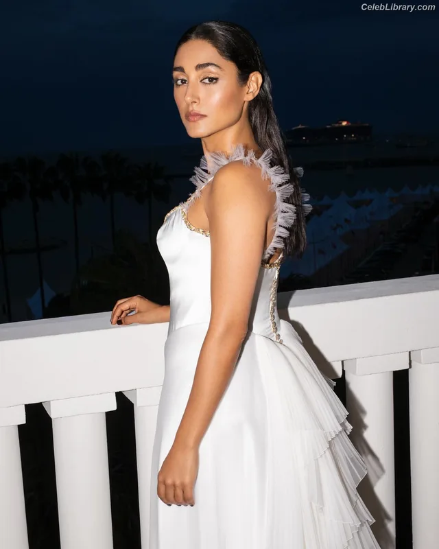Golshifteh Farahani photo 23 of 38