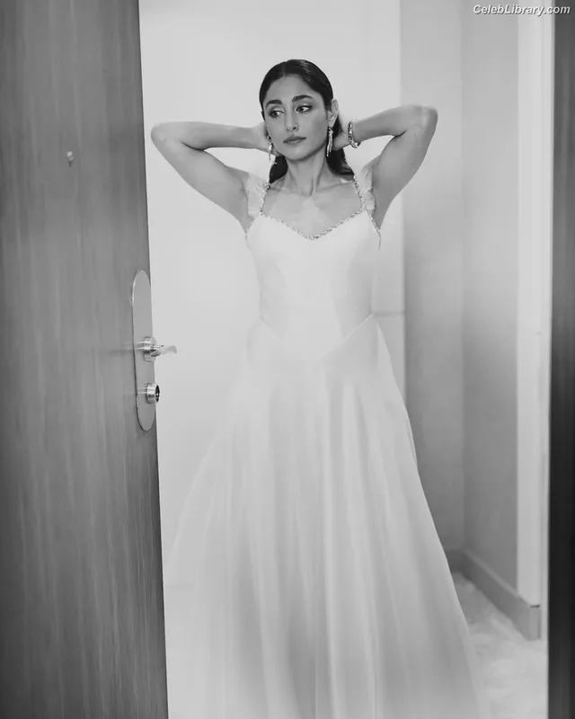 Golshifteh Farahani photo 3 of 38
