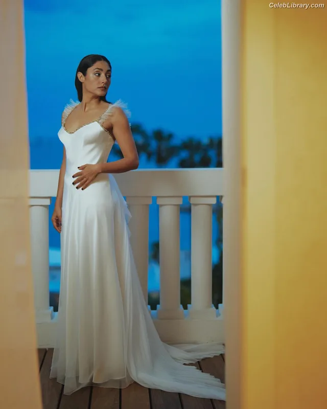 Golshifteh Farahani photo 5 of 38