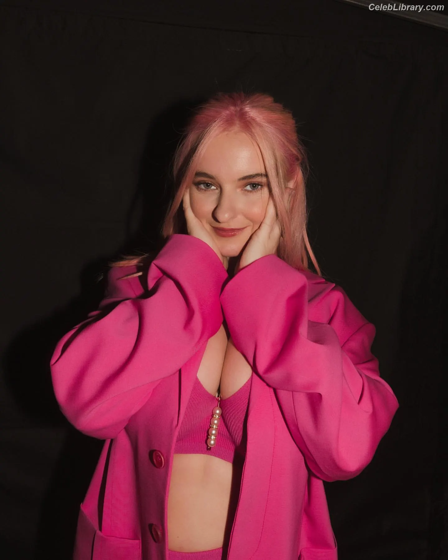 Grace Chatto photo 20 of 180