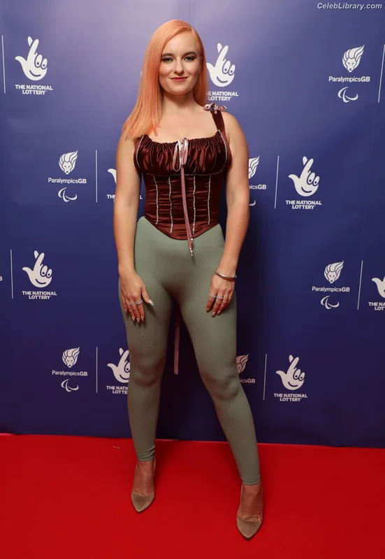 Grace Chatto photo 16 of 181