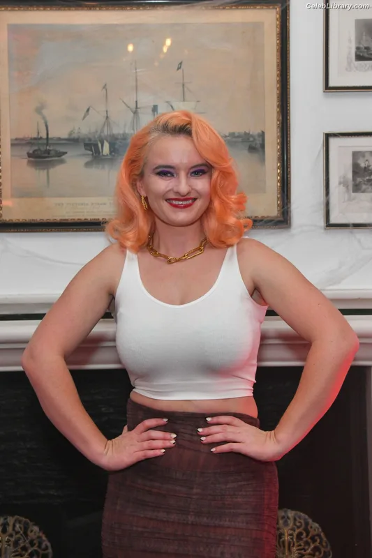 Grace Chatto photo 17 of 181