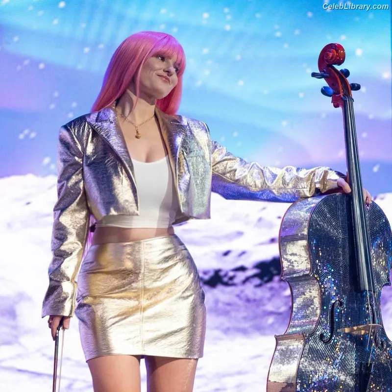 Grace Chatto photo 22 of 181