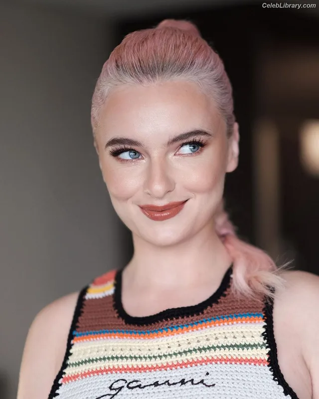 Grace Chatto photo 5 of 181