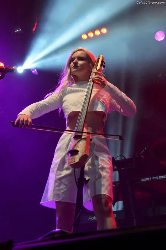 Grace Chatto photo 7 of 181