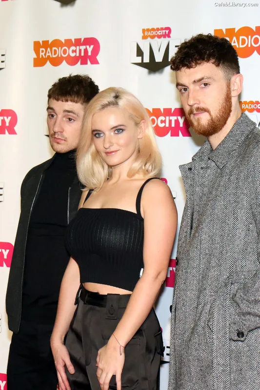Grace Chatto photo 10 of 181