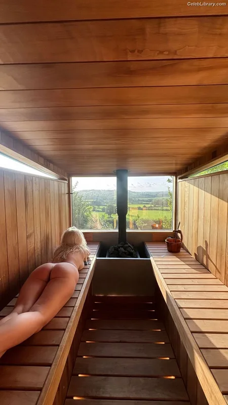 Grace Chatto photo 16 of 181