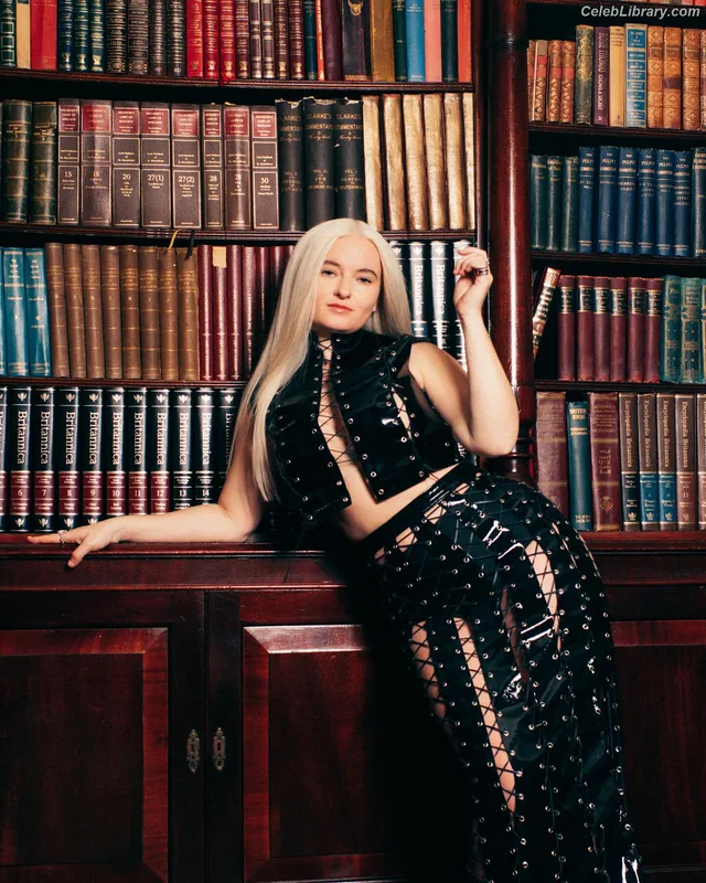 Grace Chatto photo 16 of 181