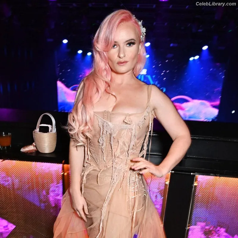 Grace Chatto photo 3 of 181