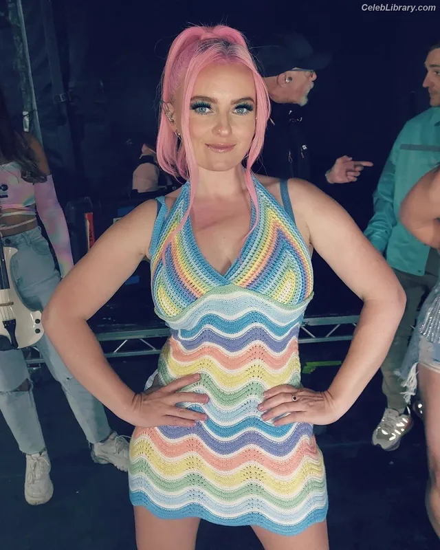 Grace Chatto photo 11 of 181