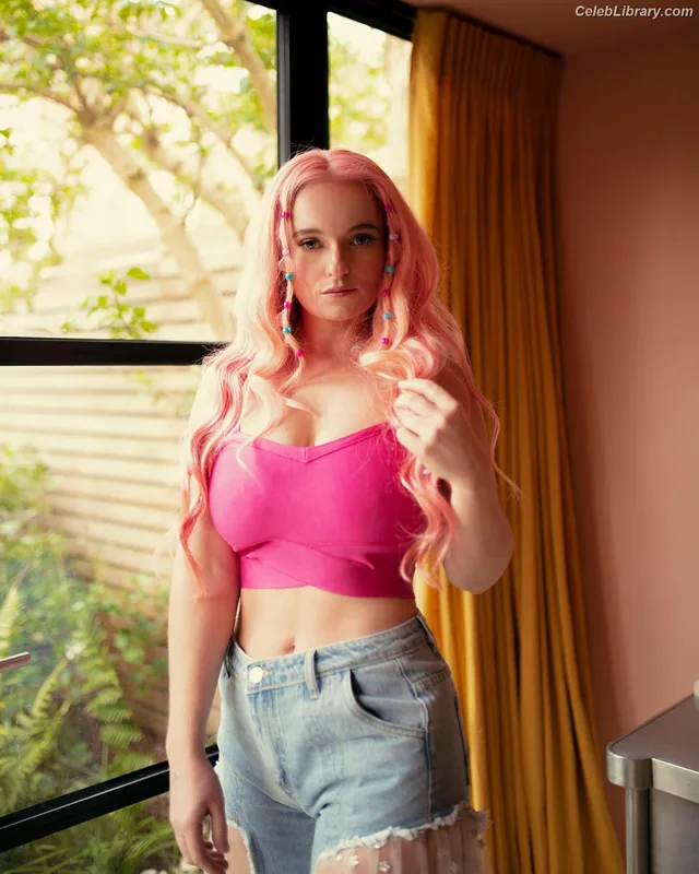 Grace Chatto photo 22 of 181