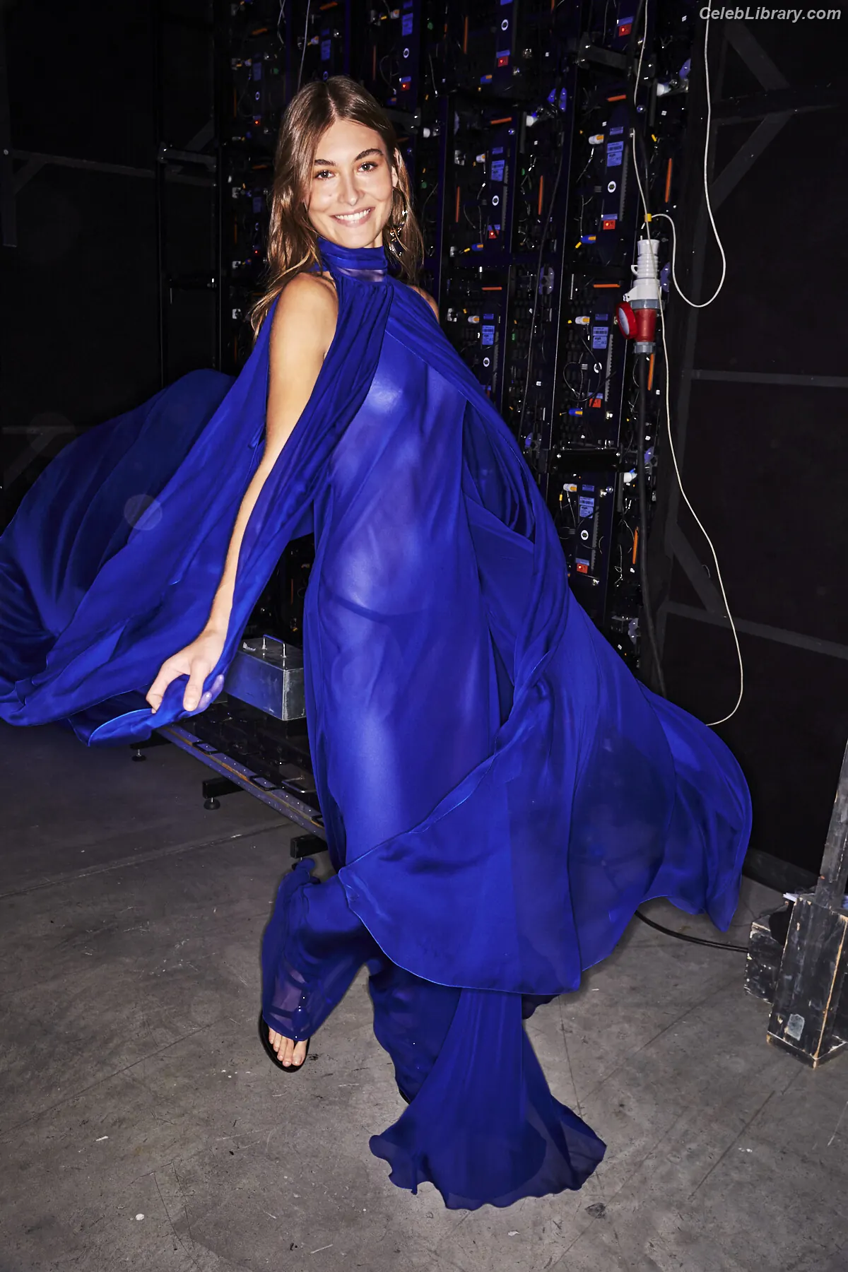 Grace Elizabeth photo 21 of 75