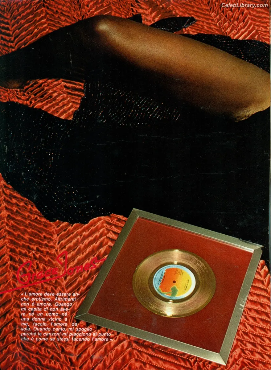 Grace Jones photo 15 of 63