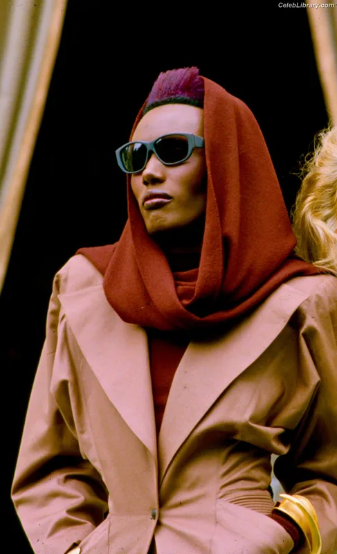Grace Jones photo 1 of 64