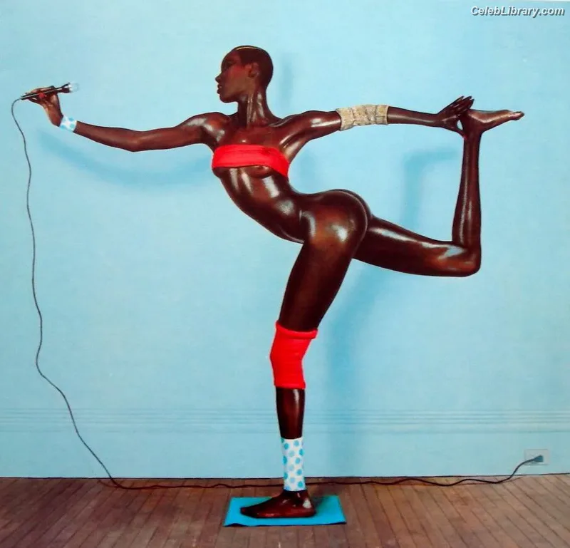 Grace Jones photo 5 of 64