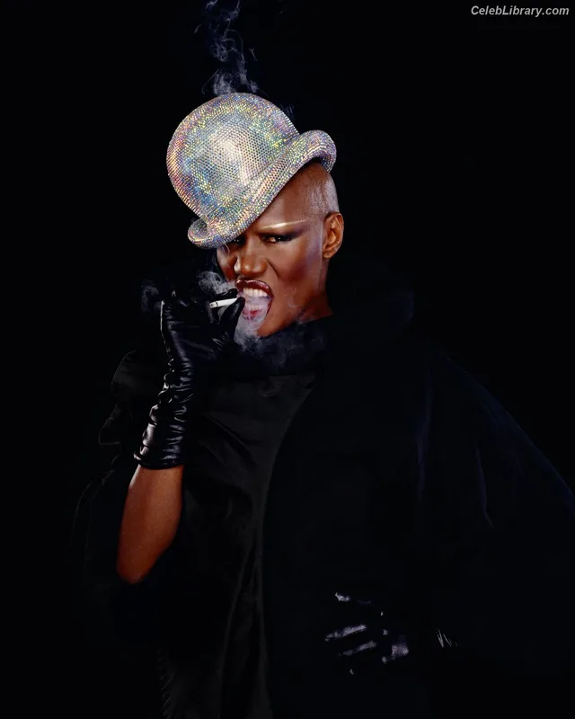 Grace Jones photo 11 of 64